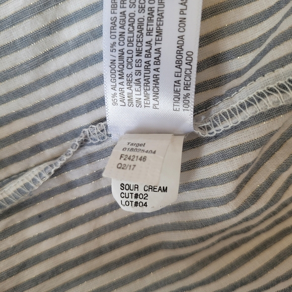 A New Day gray white stripe button up top ruffle short sleeve metallic girly L - Picture 12 of 13